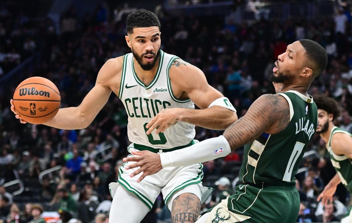 球速体育-包含塔图姆回归赛场，战术调整首场状态亮眼，C9观众沸腾！的词条