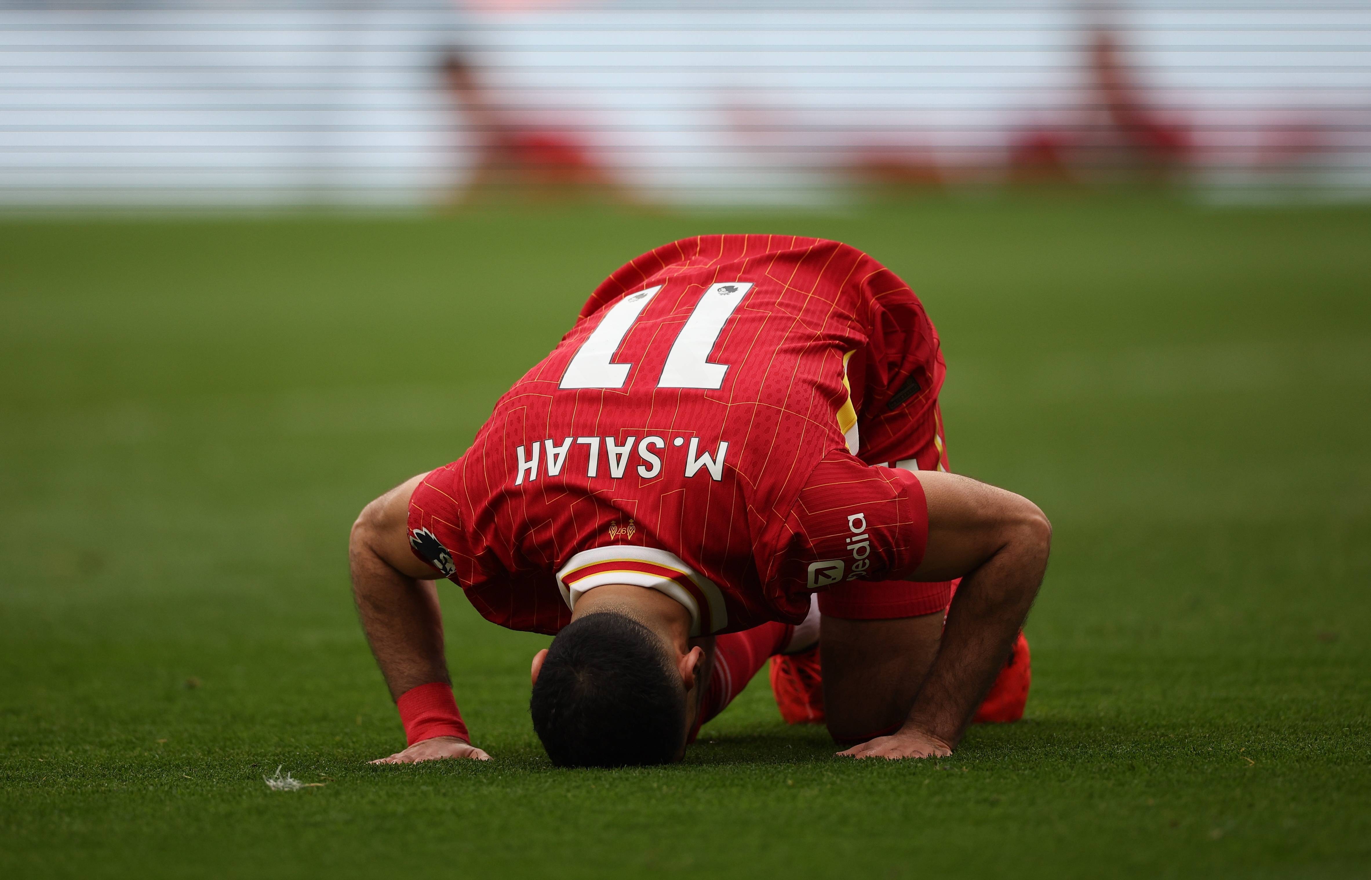 萨拉赫在SKT比赛中持续失利,重返赛场引发热议! 萨拉赫在SKT比赛中持续失利,重返赛场引发热议!